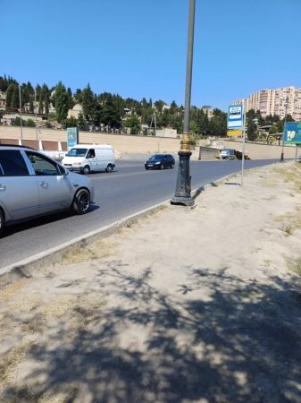 "O nişanı da oradan qaldırın, bilək ki bizim yolumuz, keçidimiz yoxdur..."