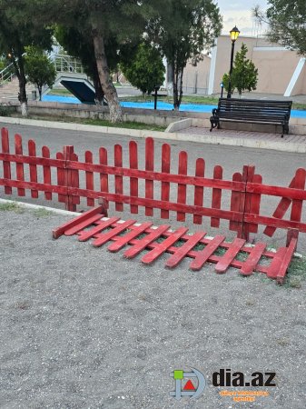 Naxçıvan icra hakimiyyətindən ulu öndərin ruhuna SAYĞISIZLIQ... Naxçıvan icra hakimiyyətindən ulu öndərin ruhuna SAYĞISIZLIQ...