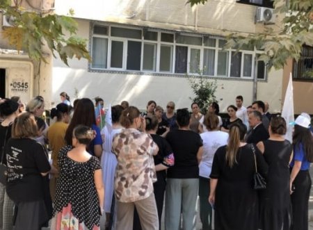 Aydın Mirzəzadə uğurlu seçki kampaniyasını davam etdirir Aydın Mirzəzadə uğurlu seçki kampaniyasını davam etdirir