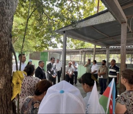 Aydın Mirzəzadə uğurlu seçki kampaniyasını davam etdirir Aydın Mirzəzadə uğurlu seçki kampaniyasını davam etdirir