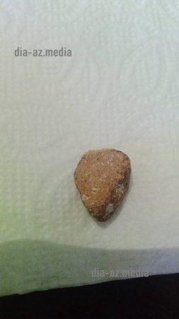 Qovrulmuş yerfındığı əvəzinə KƏRPİC PARÇASI... Qovrulmuş yerfındığı əvəzinə KƏRPİC PARÇASI...