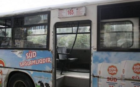 AYNA-nın başbilənləri bu avtobusa minərmi? AYNA-nın başbilənləri bu avtobusa minərmi?