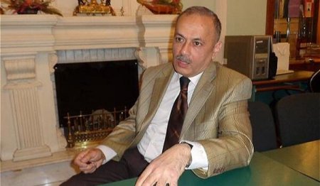 Aşıq Ələsgərin heykəli tənqid olundu Aşıq Ələsgərin heykəli tənqid olundu