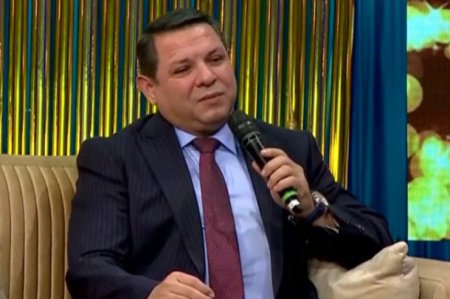 “Deyir efirdə muğam oxuma, bəs məni niyə çağırmısan?” “Deyir efirdə muğam oxuma, bəs məni niyə çağırmısan?”