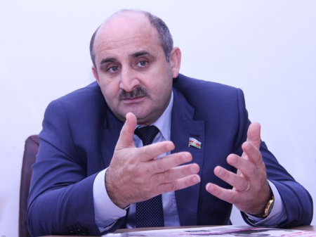 "Bu, öz növbəsində, ədaləti təmin etmək üçün ciddi səydir" "Bu, öz növbəsində, ədaləti təmin etmək üçün ciddi səydir"