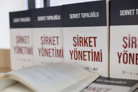 “Veysəloğlu”da "Şirkət Yönətimi" adlı yeni kitabın təqdimatı oldu