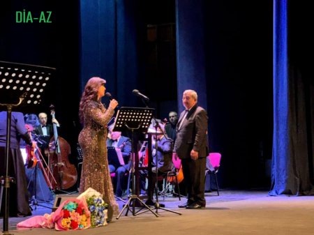 Gülüstan Əliyeva Gəncədə konsert verdi Gülüstan Əliyeva Gəncədə konsert verdi