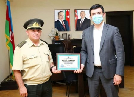 Qanunsuzluq: İki müharibənin veteranı məktəb direktoru ilə bacarmır Qanunsuzluq: İki müharibənin veteranı məktəb direktoru ilə bacarmır