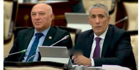 "Bəzi deputatların səsləndirdikləri fikirlər Prezidentin həyata keçirdiyi siyasətlə ziddiyyət təşkil edir" "Bəzi deputatların səsləndirdikləri fikirlər Prezidentin həyata keçirdiyi siyasətlə ziddiyyət təşkil edir"