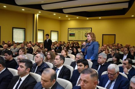 Daha üç rayonda qarlı havalara hazırlıq işləri müzakirə edilib Daha üç rayonda qarlı havalara hazırlıq işləri müzakirə edilib