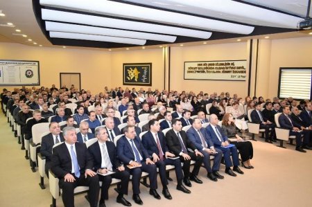 Daha üç rayonda qarlı havalara hazırlıq işləri müzakirə edilib Daha üç rayonda qarlı havalara hazırlıq işləri müzakirə edilib