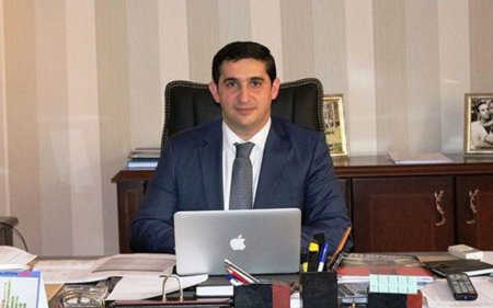 Ədliyyə naziri onu rəis TƏYİN ETDİ Ədliyyə naziri onu rəis TƏYİN ETDİ