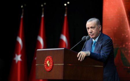 Ərdoğan prezident seçkiləri sorğusunda liderlik edir