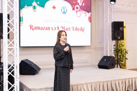 "Veysəloğlu" və "Zəfər" İctimai Birliyi 100-dən çox şəhid anası və xanımına iftar məclisi təşkil etdi "Veysəloğlu" və "Zəfər" İctimai Birliyi 100-dən çox şəhid anası və xanımına iftar məclisi təşkil etdi