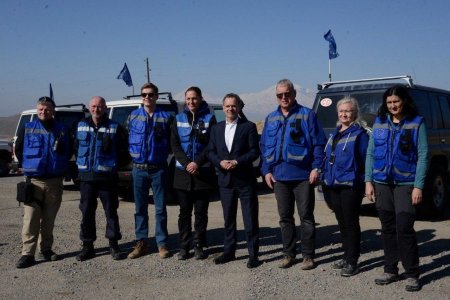 Veldkamp da Azərbaycan sərhədinə gəldi