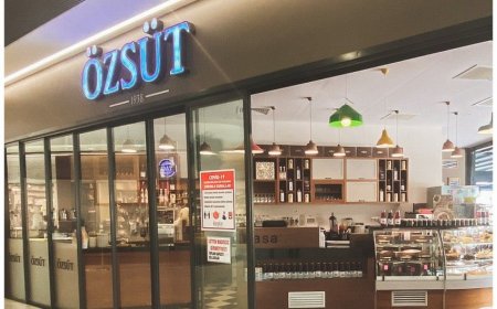 “Özsüt” yemək masasında tarakan olması ilə bağlı görüntüyə münasibət bildirdi: “Özsüt” yemək masasında tarakan olması ilə bağlı görüntüyə münasibət bildirdi: