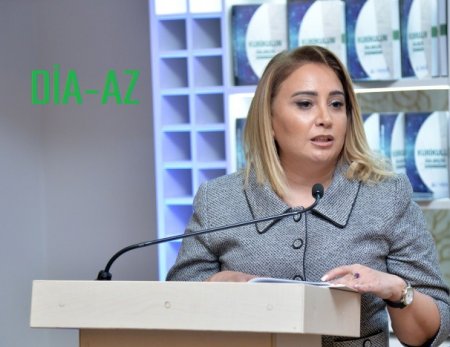 Özü bir yana... xalası qızı da QOÇULUQ EDİR! Özü bir yana... xalası qızı da QOÇULUQ EDİR!