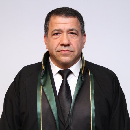 11 saylı Vəkil Bürosunun müdiri Azər Quliyev biznes qurub?! 11 saylı Vəkil Bürosunun müdiri Azər Quliyev biznes qurub?!