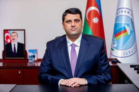 Elbrus İsayev 1 manatlıq şirkəti qalıb etdi Elbrus İsayev 1 manatlıq şirkəti qalıb etdi
