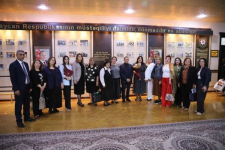Elçin Cavadovun "Avtomatikanın əsasları" adlı dərs vəsaitinin təqdimat mərasimi keçirilib Elçin Cavadovun "Avtomatikanın əsasları" adlı dərs vəsaitinin təqdimat mərasimi keçirilib