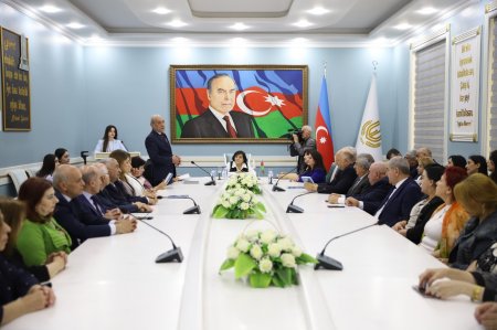 Elçin Cavadovun "Avtomatikanın əsasları" adlı dərs vəsaitinin təqdimat mərasimi keçirilib