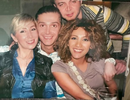 Xalq artisti arxivini tökdü ortaya... Xalq artisti arxivini tökdü ortaya...
