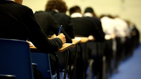 Bu qədər imtahan fetişizmi başqa heç bir ölkədə yoxdur Bu qədər imtahan fetişizmi başqa heç bir ölkədə yoxdur