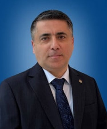 Nazir məşhur cərraha vəzifə verdi Nazir məşhur cərraha vəzifə verdi