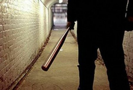 Sabirabadda dəhşətli hadisə: gecə atasını döyüb öldürdü, dəlixanaya göndərildi Sabirabadda dəhşətli hadisə: gecə atasını döyüb öldürdü, dəlixanaya göndərildi