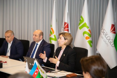 Veysəloğlu Şirkətlər Qrupu kərə yağı və süd məhsulları istehsalçıları ilə işçi görüş keçirdi Veysəloğlu Şirkətlər Qrupu kərə yağı və süd məhsulları istehsalçıları ilə işçi görüş keçirdi