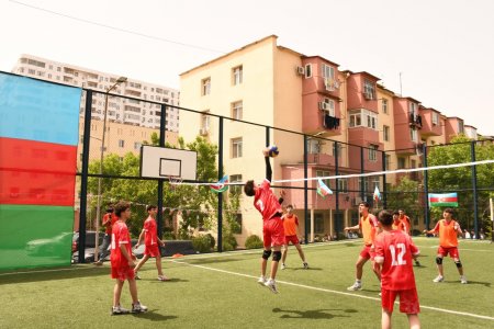 Paytaxtın abad məhəllələrində voleybol yarışları başa çatıb Paytaxtın abad məhəllələrində voleybol yarışları başa çatıb