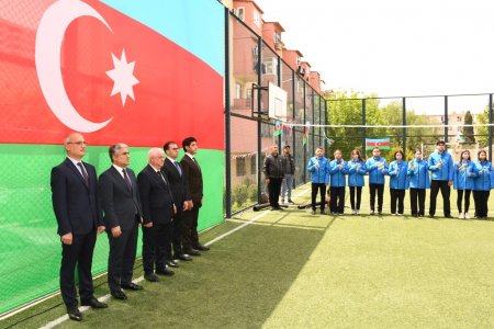 Paytaxtın abad məhəllələrində voleybol yarışları başa çatıb Paytaxtın abad məhəllələrində voleybol yarışları başa çatıb
